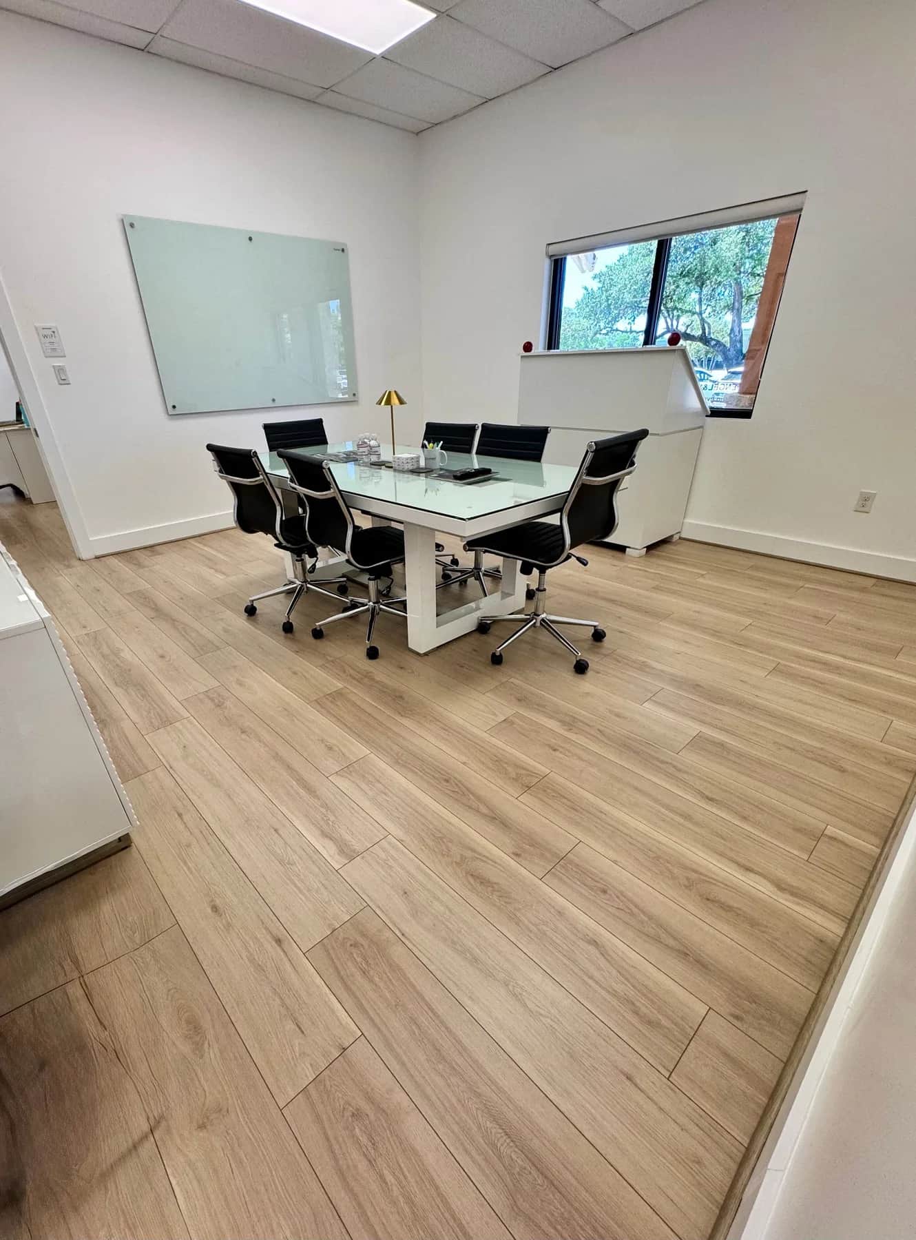 Conference Room for 6, Westlake photo