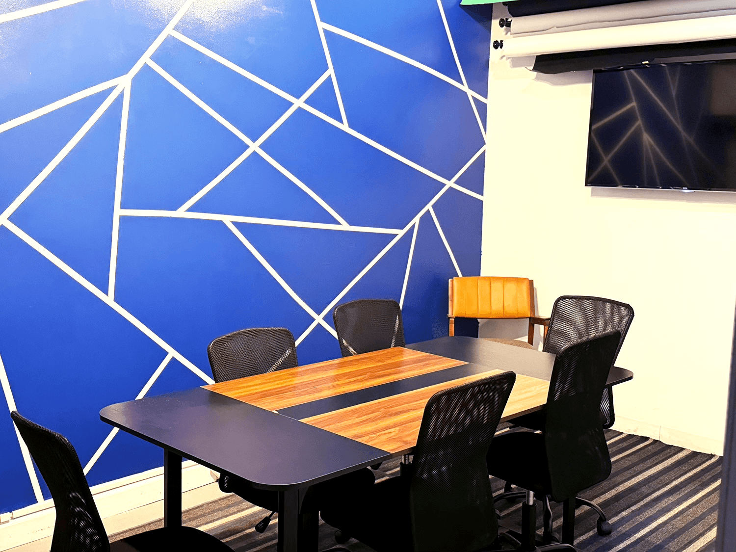 Studio Space - Private Meeting Room & Photo Space in East Austin photo 1